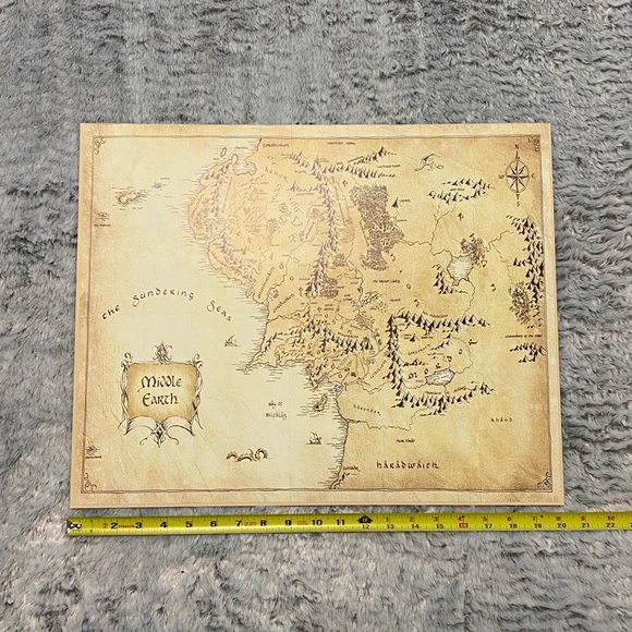 Middle Earth Lord of the Rings Poster - Thick Poster 16x20 - Picture 9 of 17